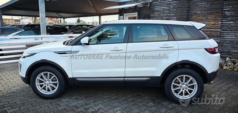 Usata Land Rover Range Rover evoque Pure 150 CV (110 kW) 2016 Bianco SUV