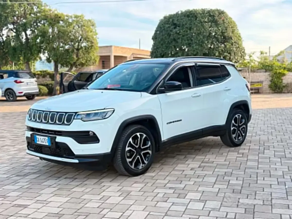 Usata Jeep Compass Limited 131 CV (96 kW) 2022 Bianco SUV