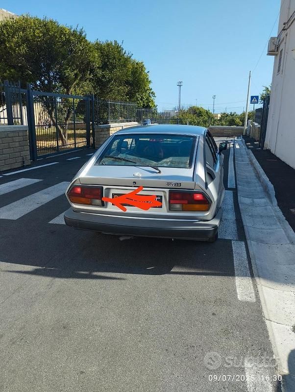 Usata Alfa Romeo Alfetta 130 CV (95 kW) 1982 Grigio Berlina