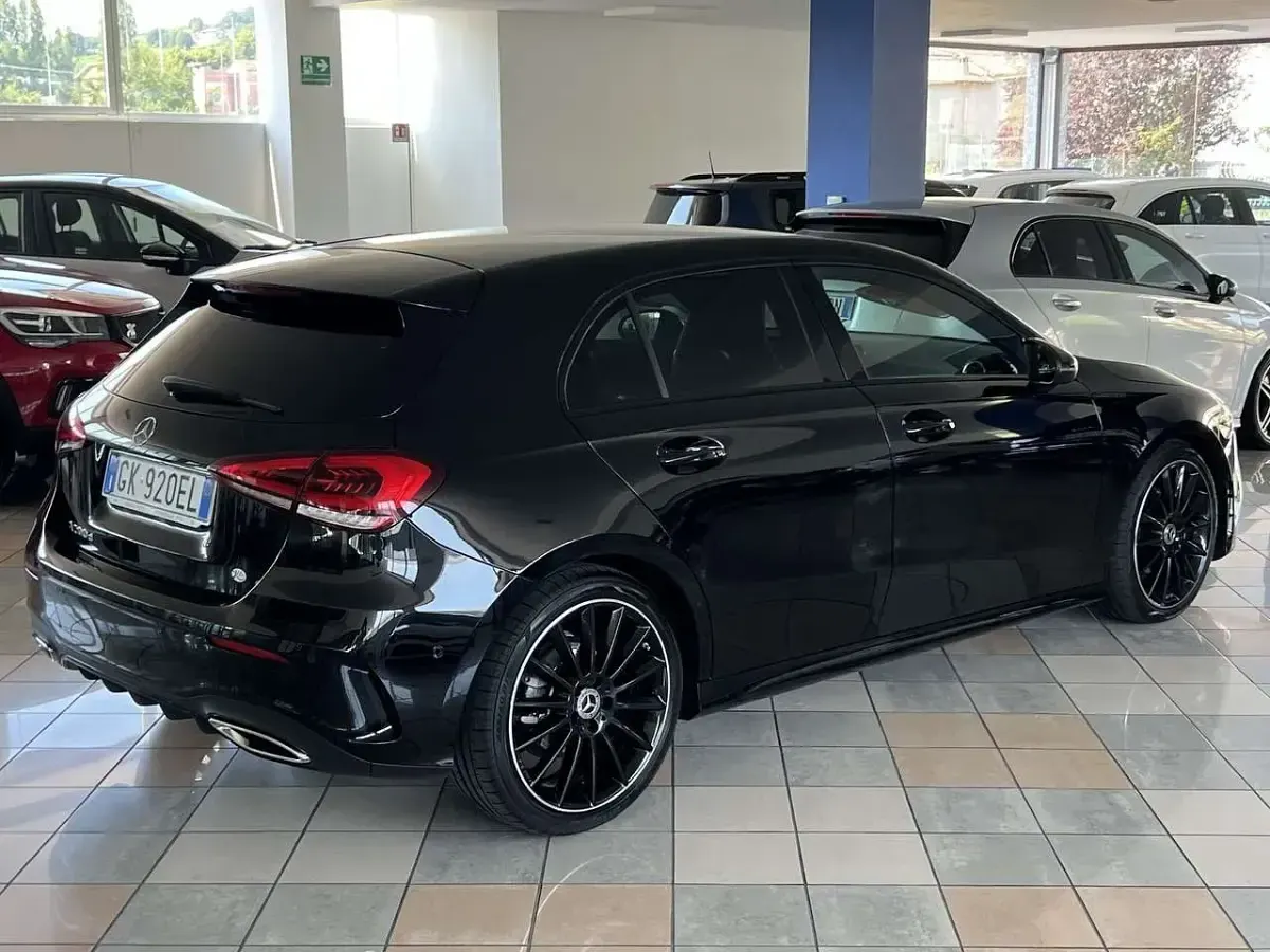 Usata Mercedes A200 Premium 150 CV (110 kW) 2022 Nero Berlina