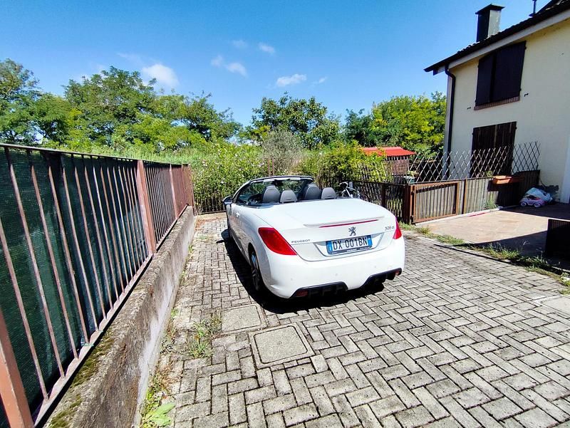Usata Peugeot 308 CC 140 CV (102 kW) 2009 Bianco Cabrio