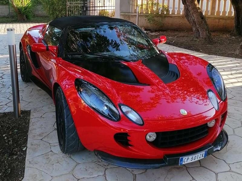 Usata Lotus Elise 121 CV (88 kW) 2004 Rosso Cabrio