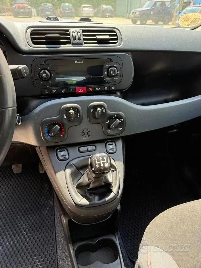 Usata Fiat Panda 4x4 95 CV (69 kW) 2017 Grigio Utilitaria