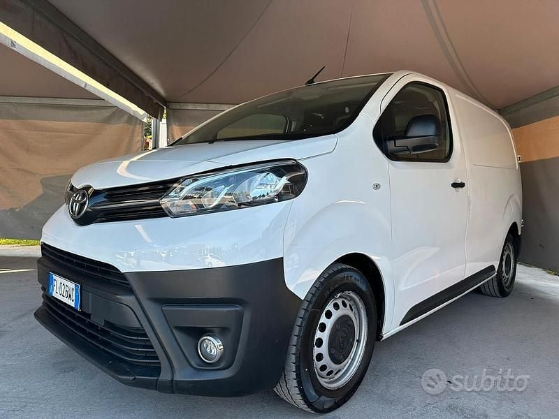 Bianco Usata 2017 Toyota Proace Furgone | 10.999 € (Ottimo prezzo) - Immagine 1/4