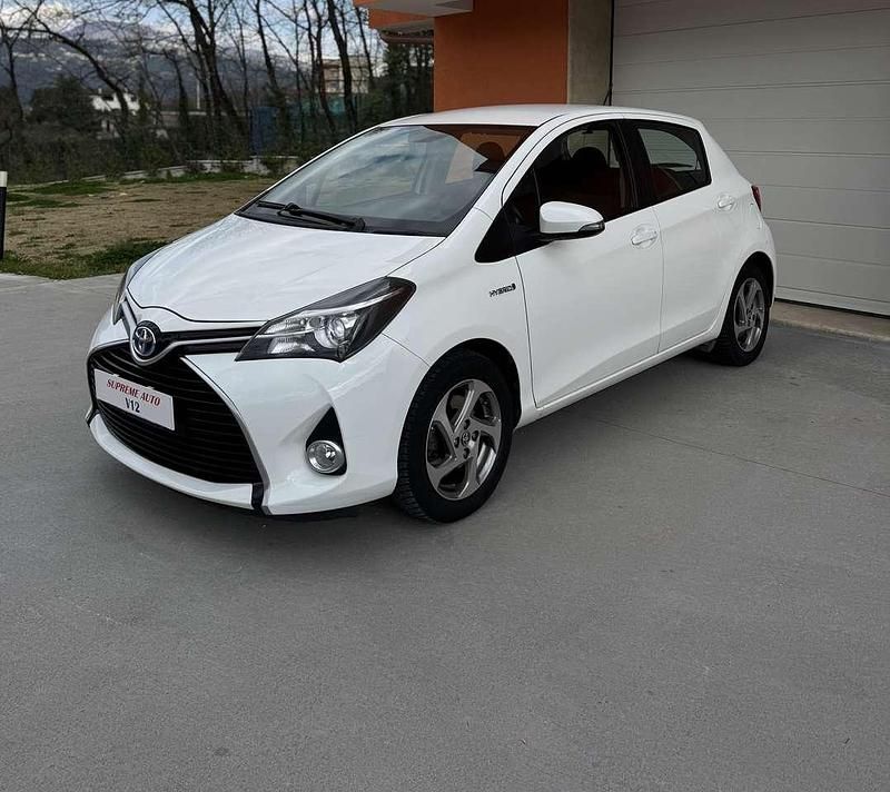 Usata Toyota Yaris Hybrid Active 101 CV (74 kW) 2016 Other Berlina