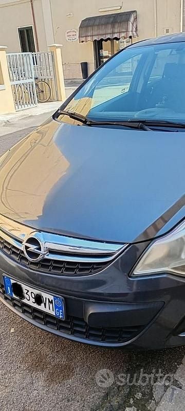 Usata Opel Corsa 95 CV (69 kW) 2011 Utilitaria