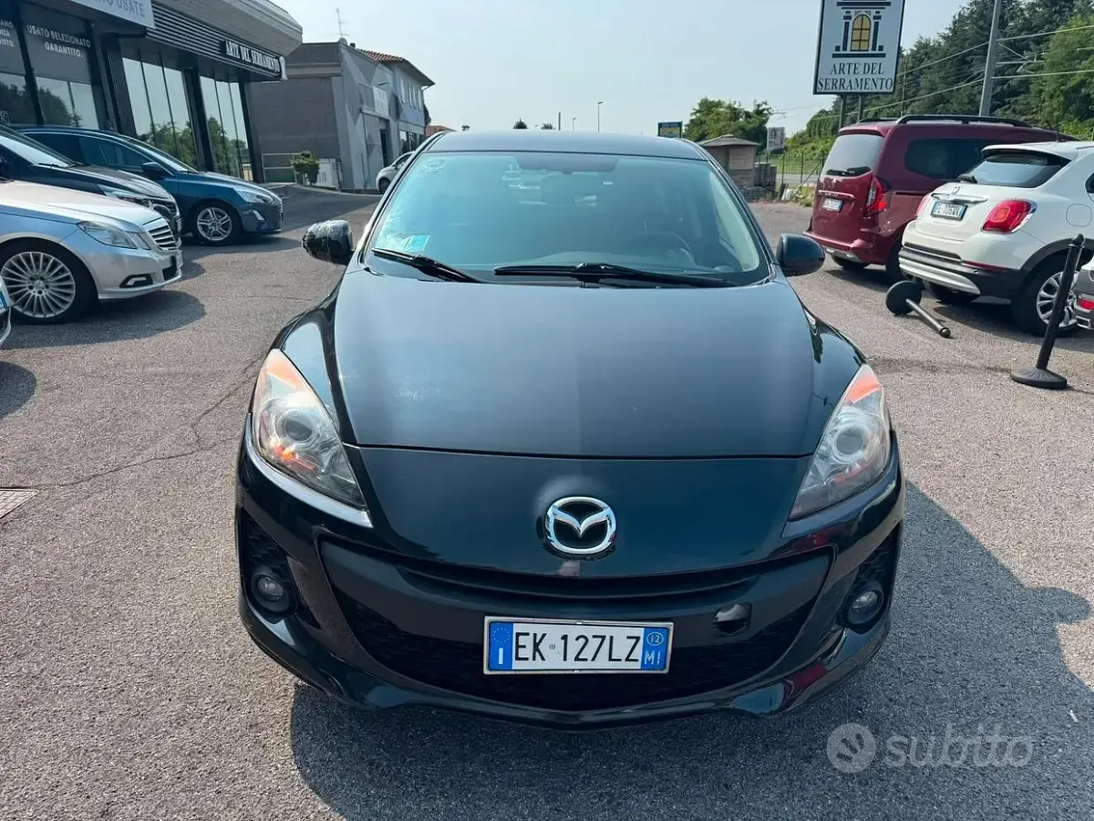 Usata Mazda 3 Active 105 CV (77 kW) 2012 Nero Berlina