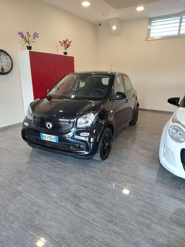 Usata 2017 Smart ForFour Passion Utilitaria | 11.199 € (Buon prezzo) - Immagine 1/4