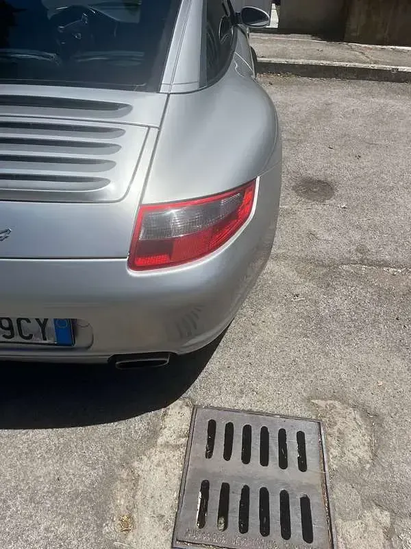 Usata Porsche 997 325 CV (239 kW) 2009 Grigio Cabrio
