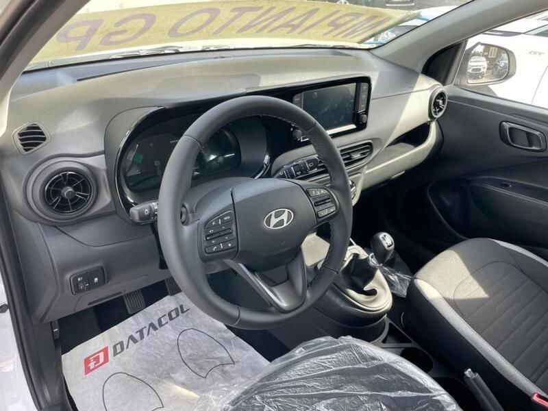 Usata Hyundai i10 65 CV (47 kW) 2024 Grigio Utilitaria