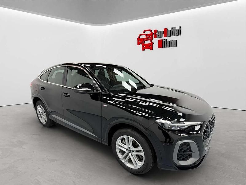 Nuova Audi Q5 S-Line 204 CV (150 kW) 2025 Nero mythos SUV