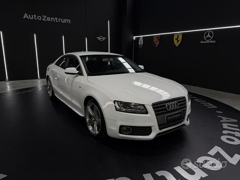 Usata Audi A5 Ambiente 169 CV (124 kW) 2010 Bianco Coupé