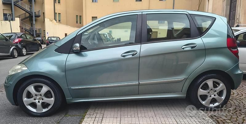 Usata Mercedes A160 Elegance 110 CV (80 kW) 2005 Verde Berlina