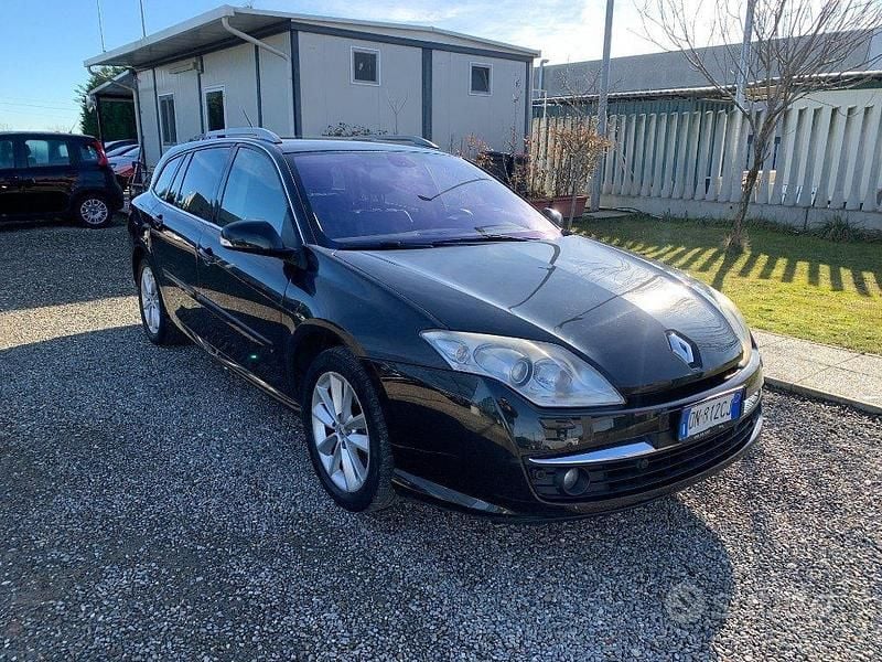 Usata Renault Laguna III Initiale 150 CV (110 kW) 2008 Nero Station wagon
