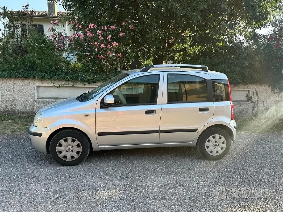 Usata Fiat Panda 69 CV (50 kW) 2010 Grigio Utilitaria