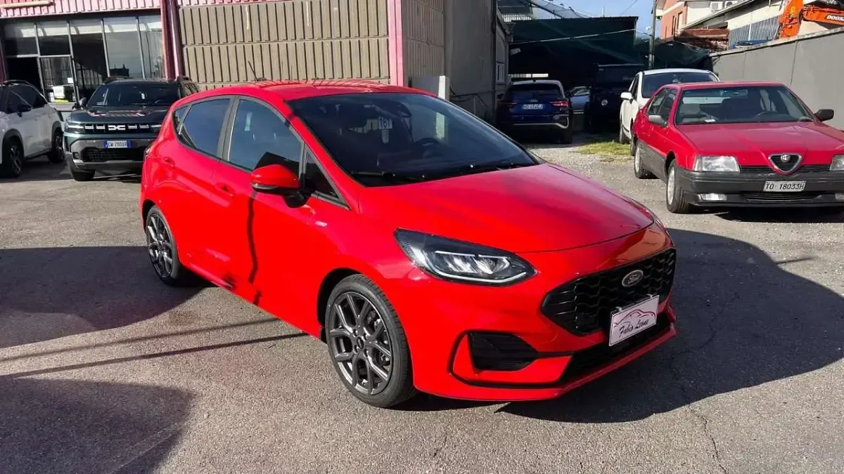 Usata Ford Fiesta ST-Line 125 CV (91 kW) 2023 Rosso Utilitaria