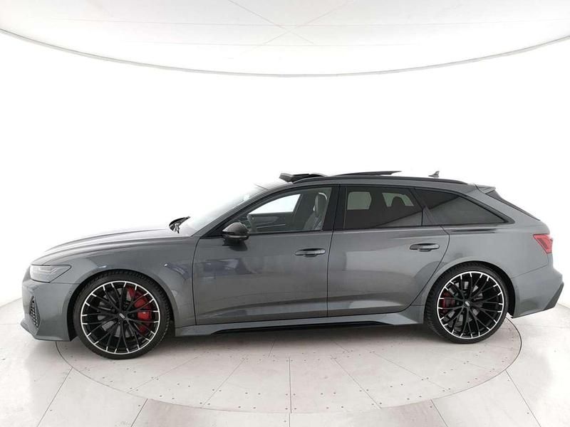 Usata Audi RS6 600 CV (441 kW) 2022 Grigio scuro metall. Station wagon