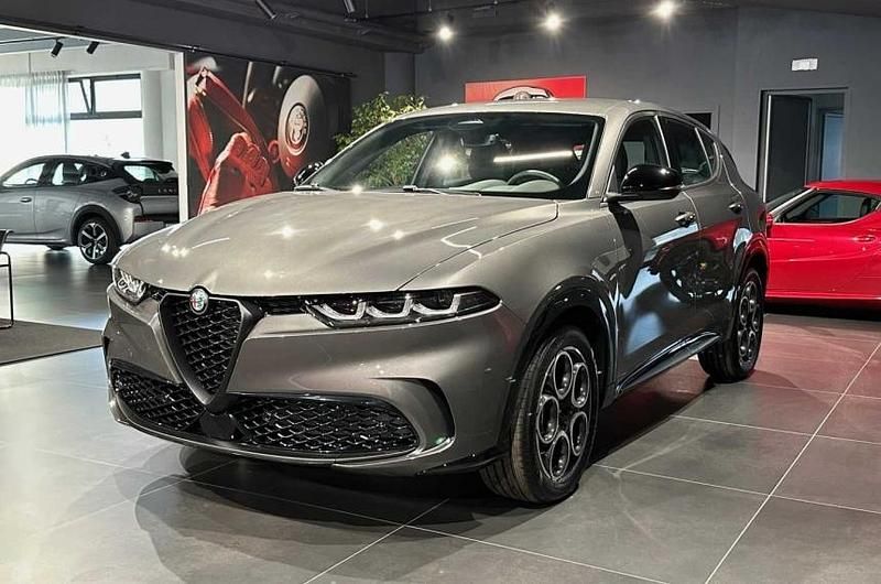 Bianco Usata 2023 Alfa Romeo Tonale Sprint SUV | 30.800 € (Cara) - Immagine 1/4