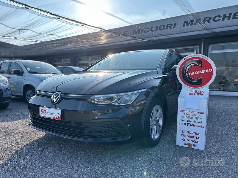 Usata VW Golf VIII Life 110 CV (80 kW) 2021 Other Berlina