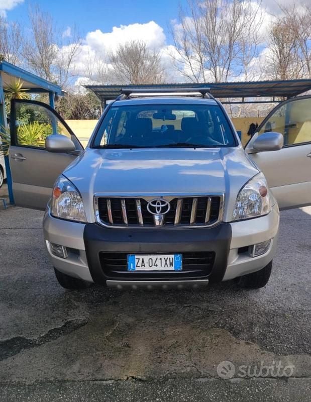Grigio Usata 2006 Toyota Land Cruiser SUV | 19.000 € (Buon prezzo) - Immagine 1/4