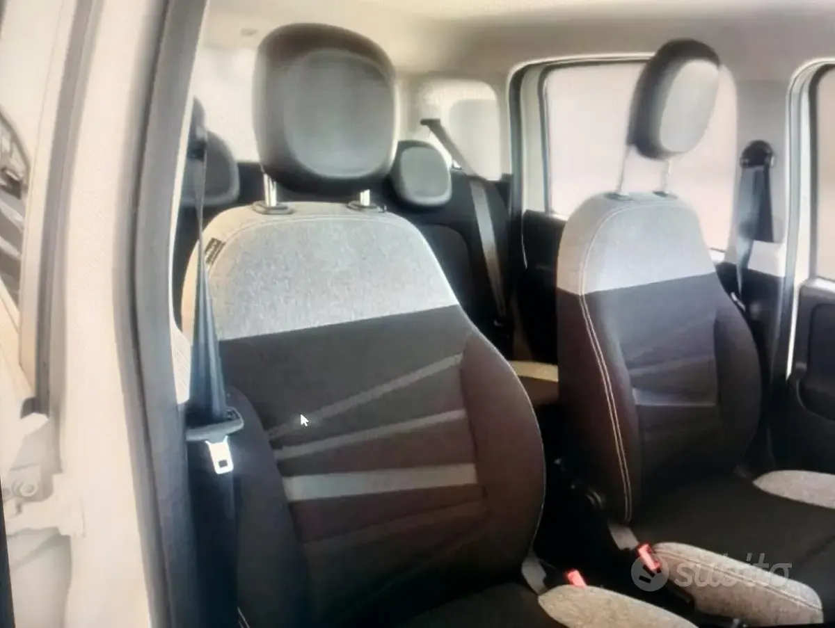 Usata Fiat Panda Cross Cross 84 CV (61 kW) 2022 Bianco Utilitaria