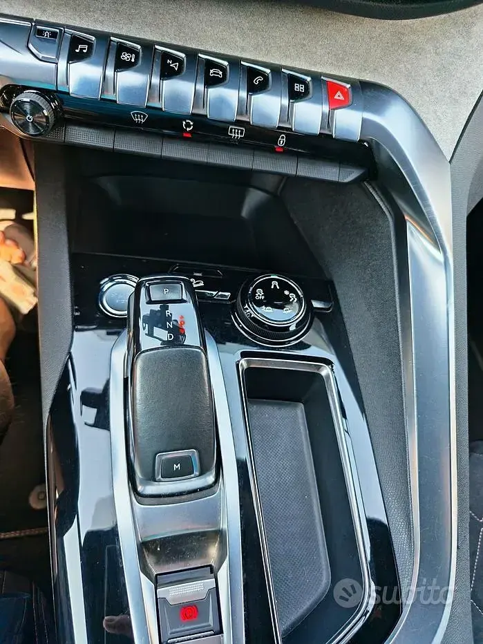 Usata Peugeot 3008 GTi 181 CV (133 kW) 2018 SUV