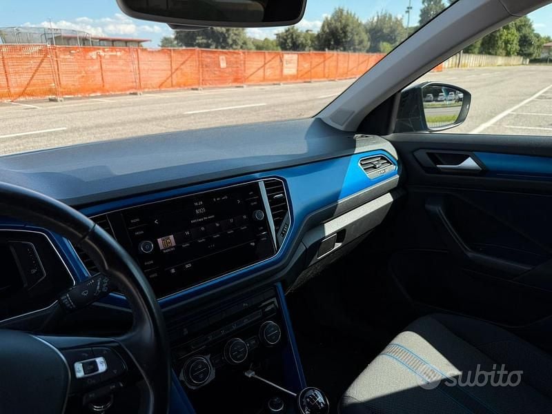 Usata VW T-Roc Advance 116 CV (85 kW) 2018 Bianco SUV
