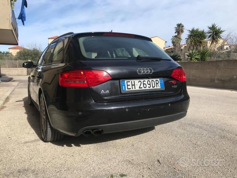 Usata Audi A4 140 CV (102 kW) 2011 Nero Berlina
