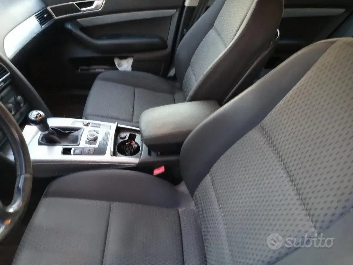 Usata Audi A6 136 CV (100 kW) 2009 Blu Station wagon