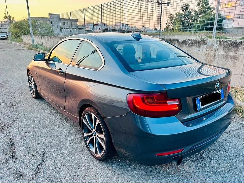 Usata BMW 218 Sport Line 150 CV (110 kW) 2015 Grigio Coupé
