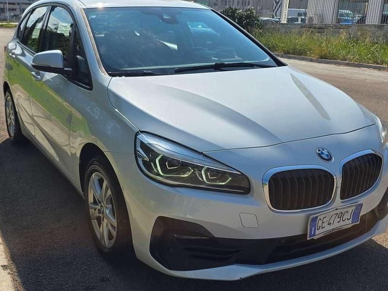 Usata BMW 216 Active Tourer Luxury Line 116 CV (85 kW) 2021 Bianco Monovolume