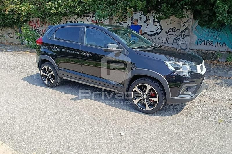 Usata DR DR3 106 CV (77 kW) 2019 Nero SUV