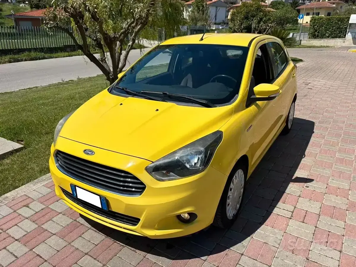 Usata Ford Ka Plus 71 CV (52 kW) 2016 Giallo Utilitaria