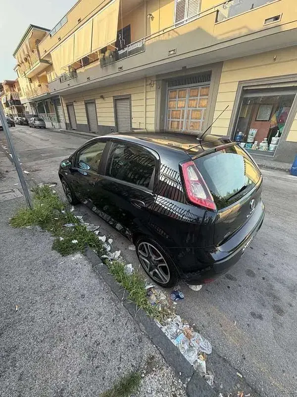 Usata Fiat Punto Evo Dynamic 77 CV (56 kW) 2010 Utilitaria