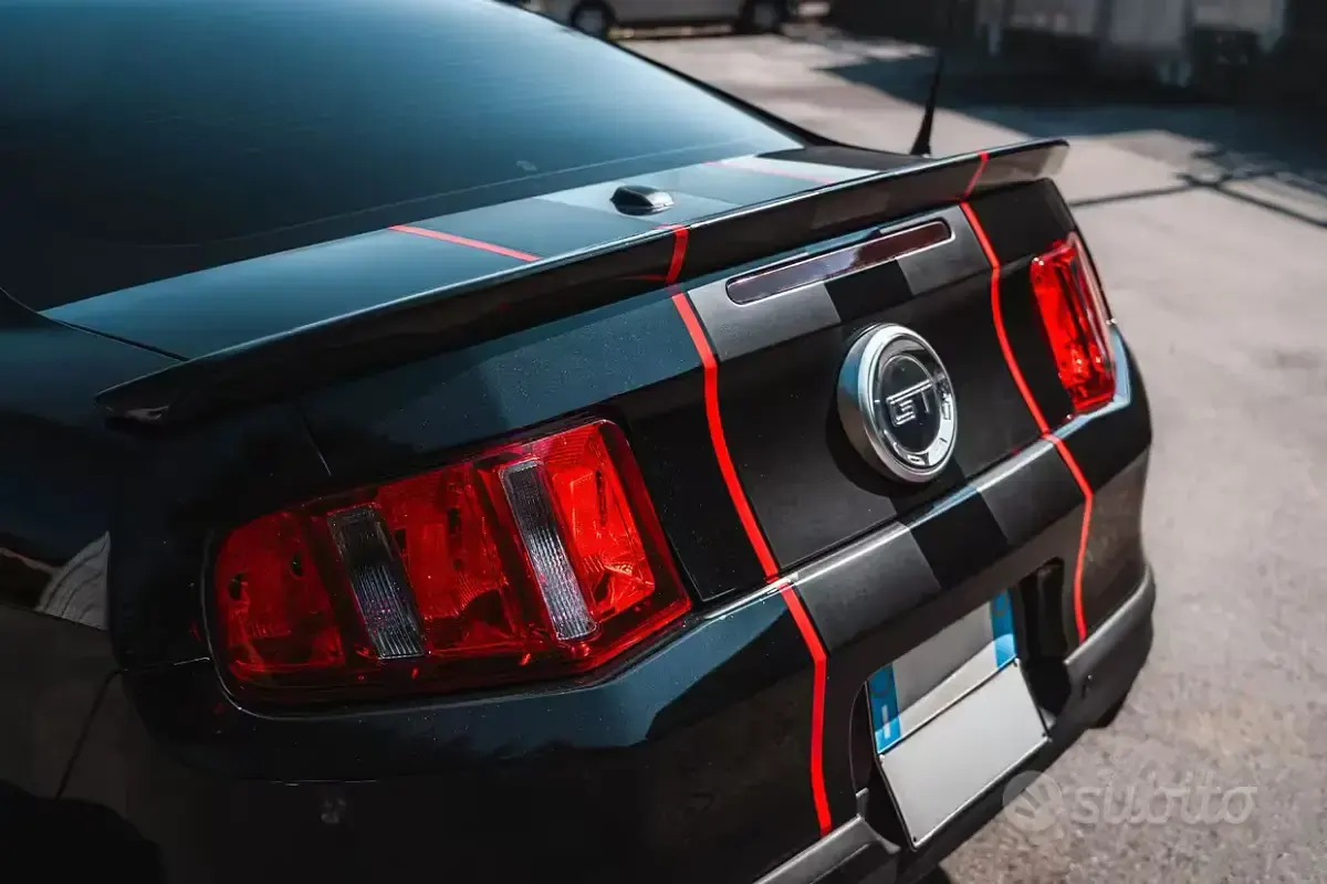 Usata Ford Mustang GT 2012 Nero Coupé