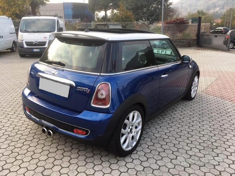 Usata Mini Cooper Coupé 175 CV (128 kW) 2008 Blu Coupé
