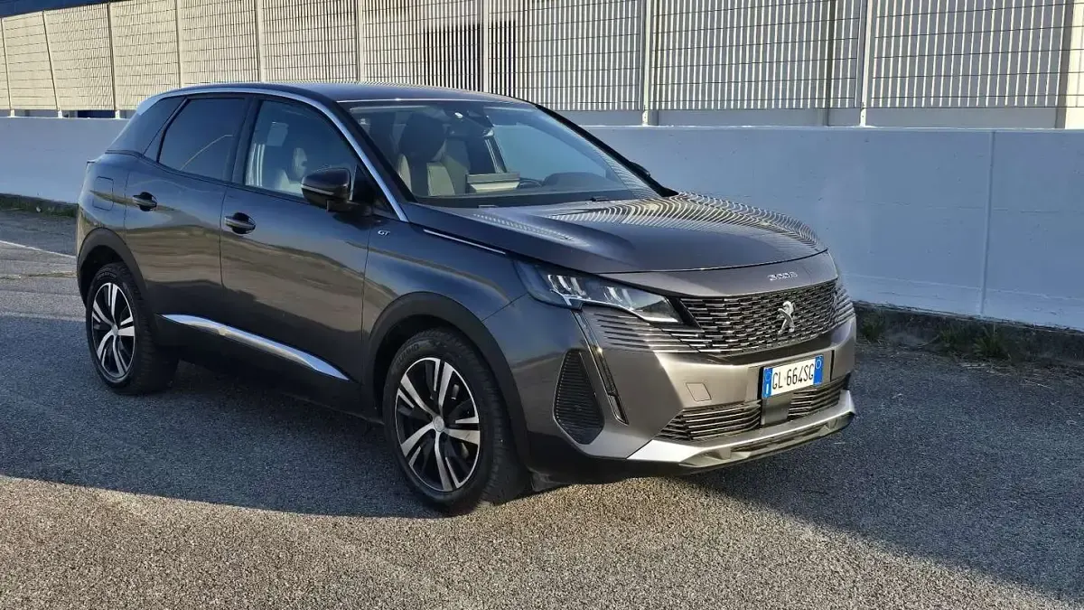 Usata Peugeot 3008 Allure 131 CV (96 kW) 2022 SUV