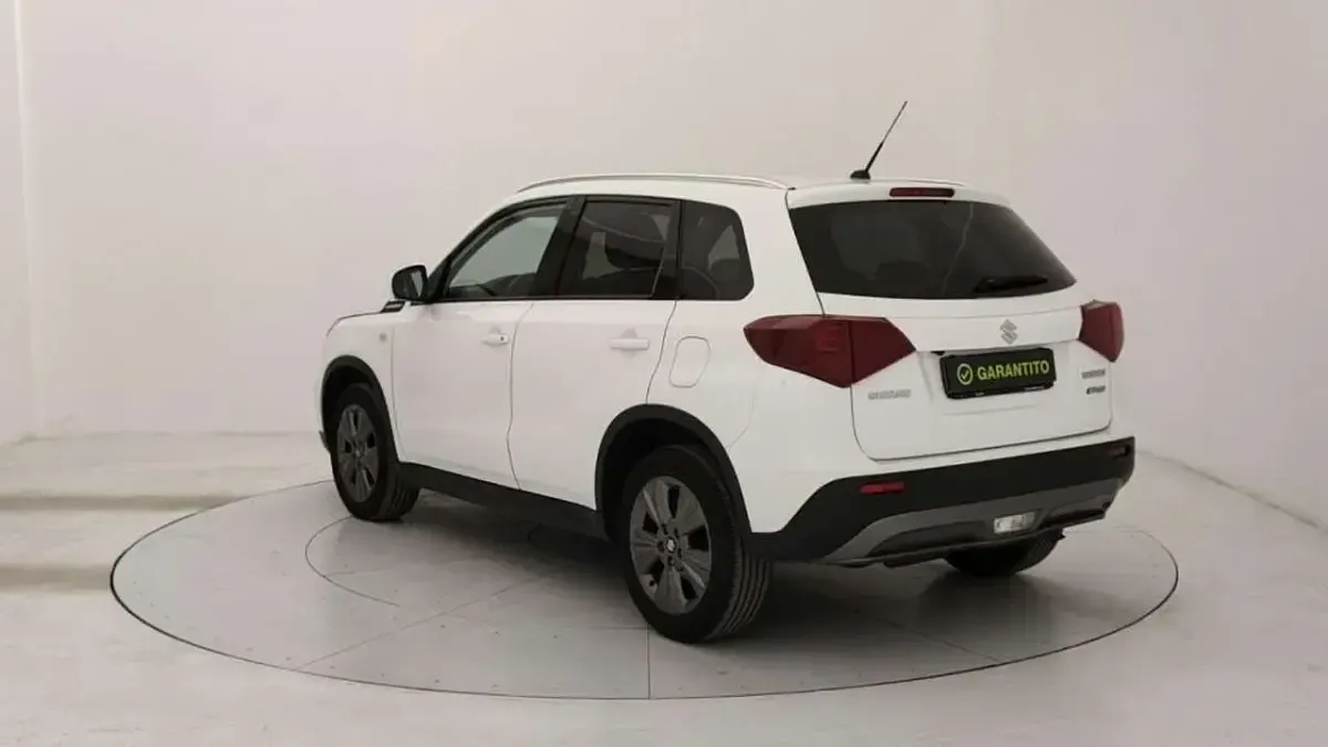 Usata Suzuki Vitara Cool 129 CV (94 kW) 2023 Bianco SUV