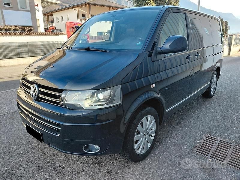 Nero Usata 2012 VW Multivan Highline Furgone | 18.900 € (Super prezzo) - Immagine 1/4