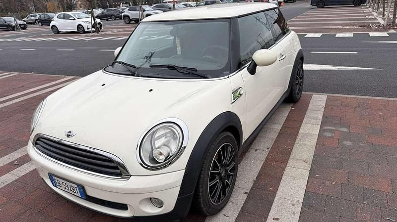 Other Usata 2010 Mini Cooper Due volumi | 4500 € (Buon prezzo) - Immagine 1/4