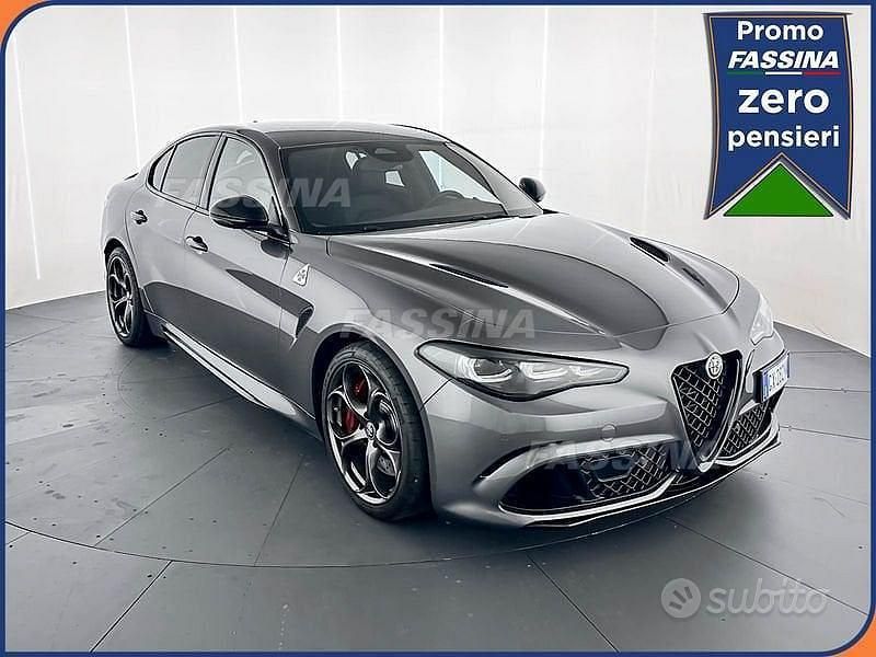 Usata Alfa Romeo Giulia Quadrifoglio 519 CV (381 kW) 2023 Grigio Berlina