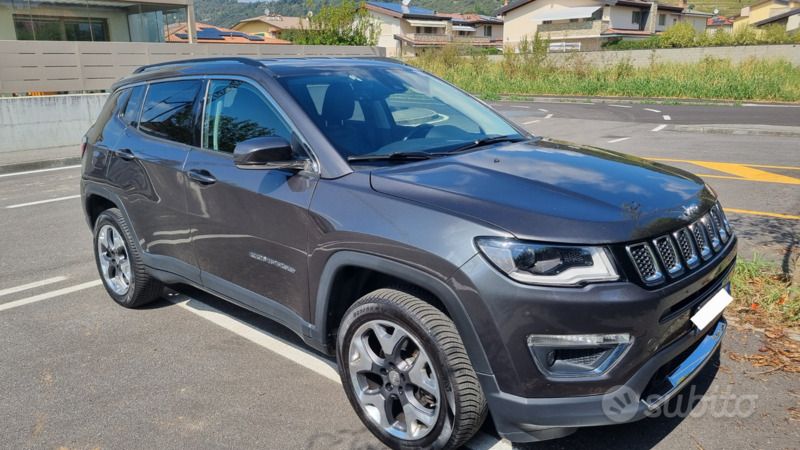 Usata Jeep Compass Limited 140 CV (102 kW) 2019 Grigio SUV