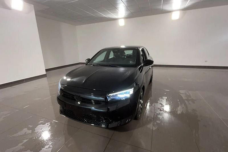 Usata Opel Corsa S 101 CV (74 kW) 2025 Grigio metallizzato Utilitaria