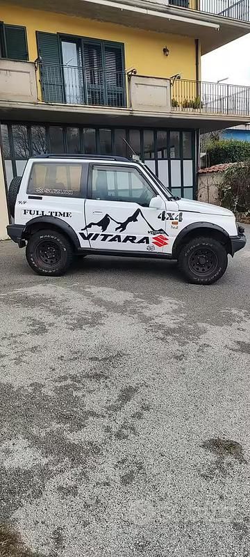Usata Suzuki Vitara 75 CV (55 kW) 1992 SUV