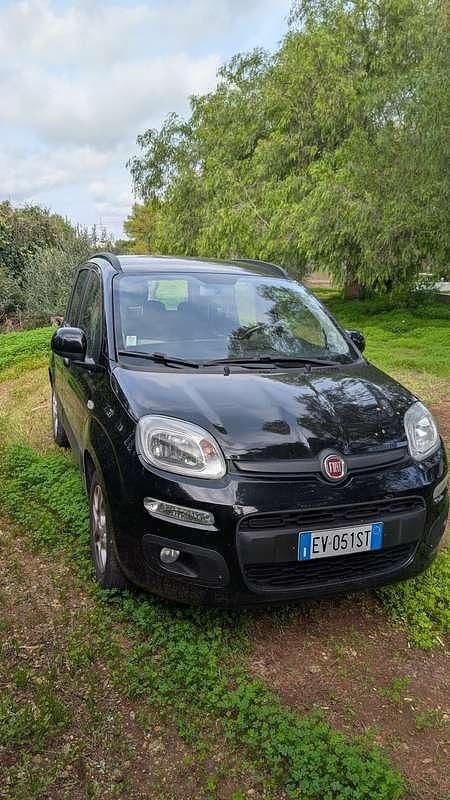 Usata Fiat Panda Lounge 69 CV (50 kW) 2013 Nero Utilitaria