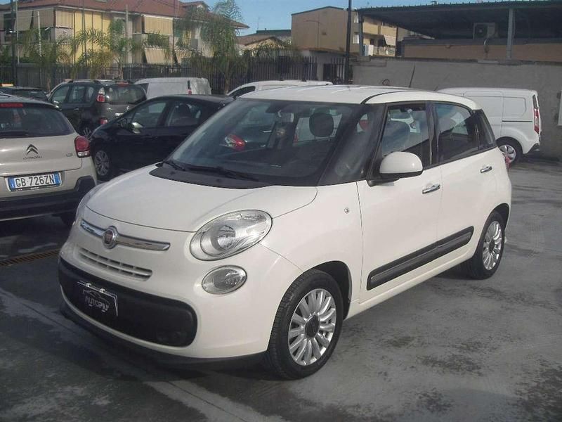 Usata Fiat 500L Pop Star 95 CV (69 kW) 2015 Bianco Monovolume