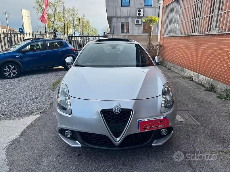 Usata Alfa Romeo Giulietta Super 175 CV (128 kW) 2016 Grigio Utilitaria