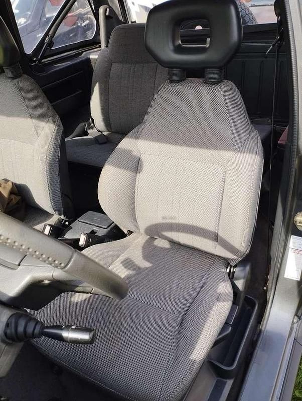 Usata Suzuki Vitara 77 CV (56 kW) 1990 Grigio SUV