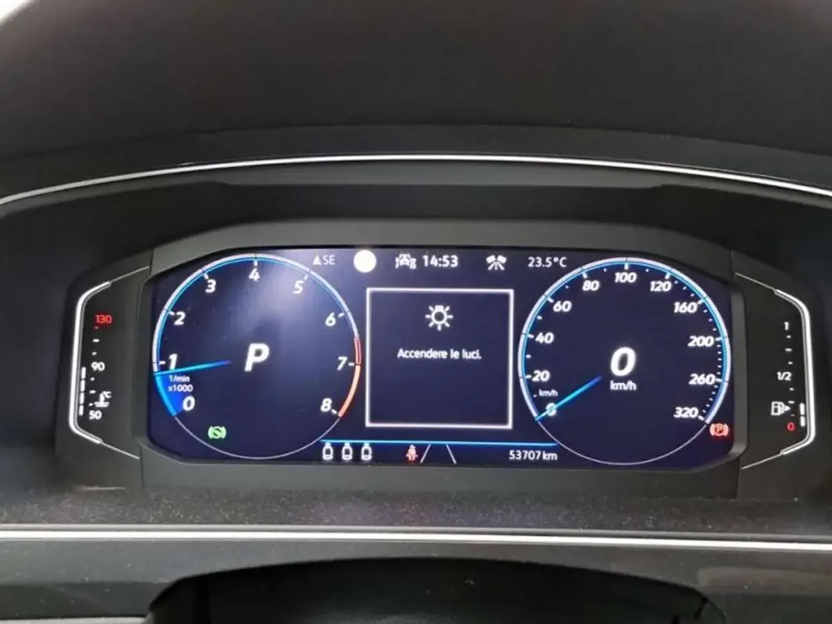 Usata VW Tiguan R 320 CV (235 kW) 2023 Nero SUV