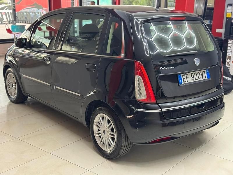 Usata Lancia Musa Gold 95 CV (69 kW) 2011 Nero Monovolume